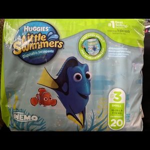 COPY - Huggies Lil Swimmers Swimpants Finding Nemo & Dory